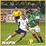 Abby Wambach (c) Anne Hiles Photo
