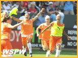 WPS soccer martinez photosport